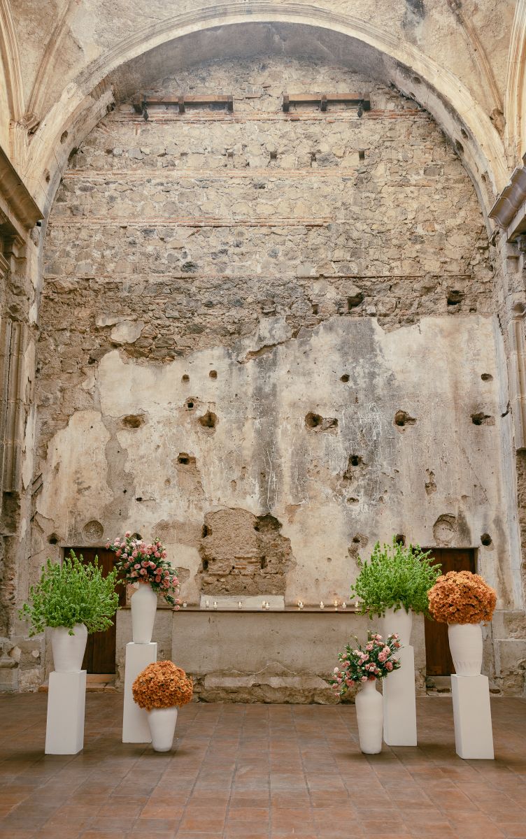 the inside of the chapel at convento capuchinas in antigua guatemala